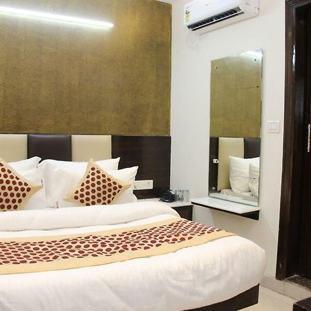 Hotel Snow White Inn Νέο Δελχί Εξωτερικό φωτογραφία