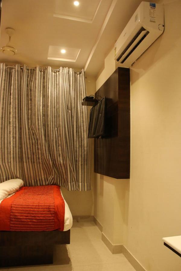 Hotel Snow White Inn Νέο Δελχί Εξωτερικό φωτογραφία