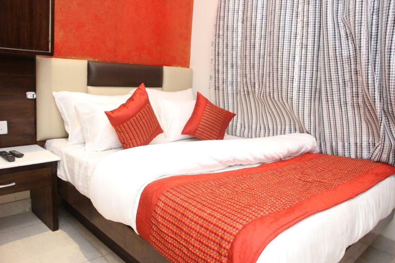 Hotel Snow White Inn Νέο Δελχί Εξωτερικό φωτογραφία